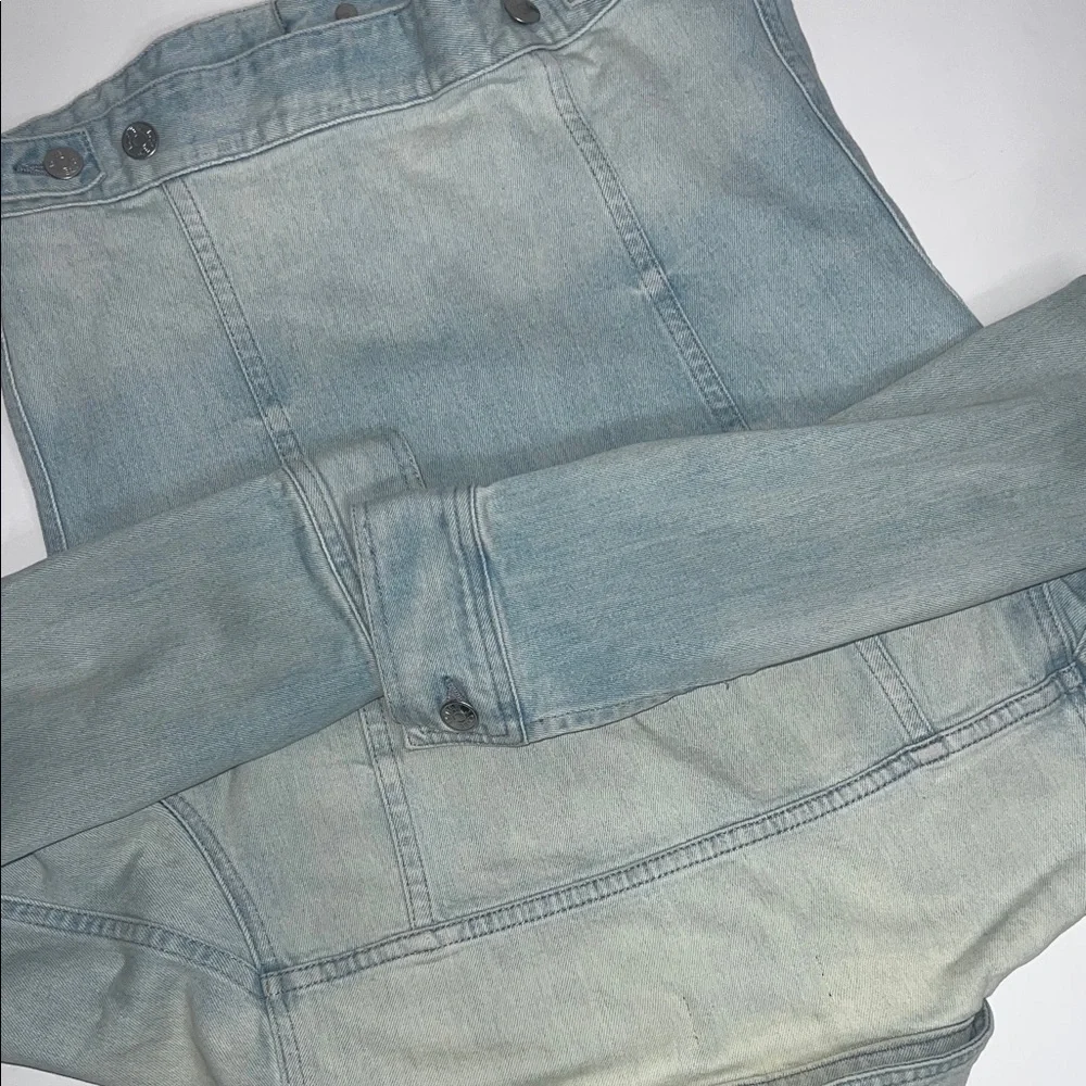 Women’s J Crew Indigo Light Blue Jean Jacket Small - Picture 9 of 9